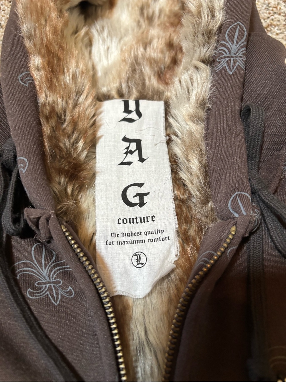 E207 Yag Couture Brown Faux-Fur Hooded Puffer Jacket, Size L - Picture 2 of 7